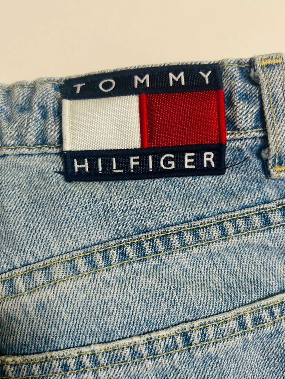 Vintage Tommy Hilfiger Women’s Light Blue Jeans